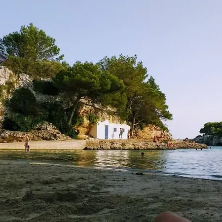 Apartamento 2 Habitaciones. Vistas Al Mar, Piscina. Wifi Gratis. * Cala'N Blanes (Menorca)