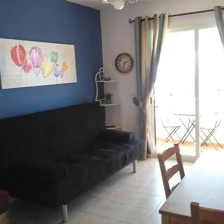 Apartamento 2 Habitaciones. Vistas Al Mar, Piscina. Wifi Gratis. Apartament *